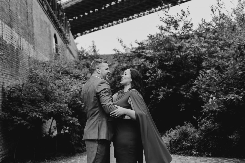 dumbo-waterfront-brooklyn-engagement-photos